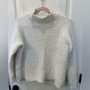 Lou & Grey Cozy Thick White Fuzzy Sweater Size Medium
